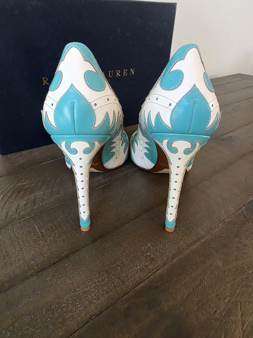 Ralph Lauren Made In Italy Celia Western Pumps Aqua Cream Leather - EU 39 US 8 - Picture 5 of 16